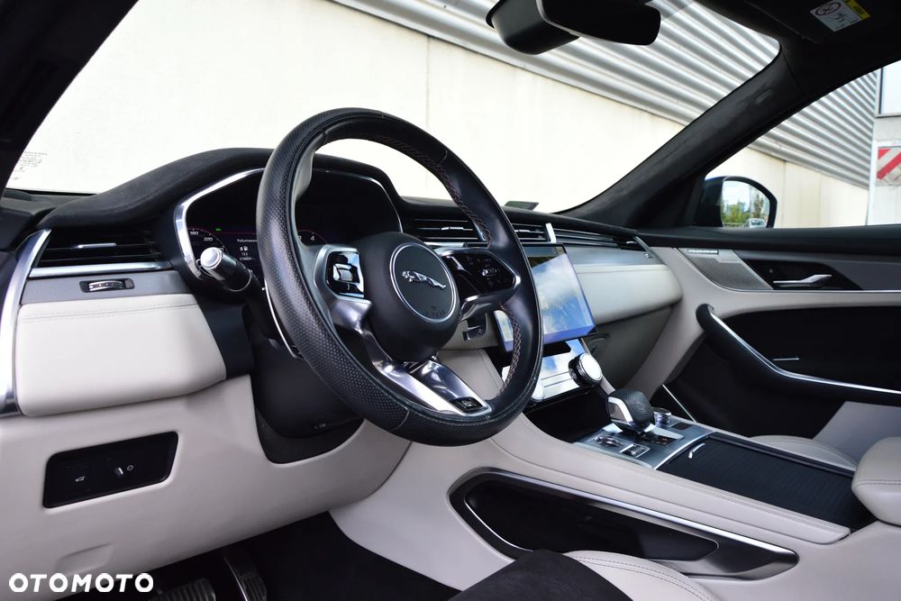 Jaguar F-Pace 5.0 V8 P550 AWD SVR - 15