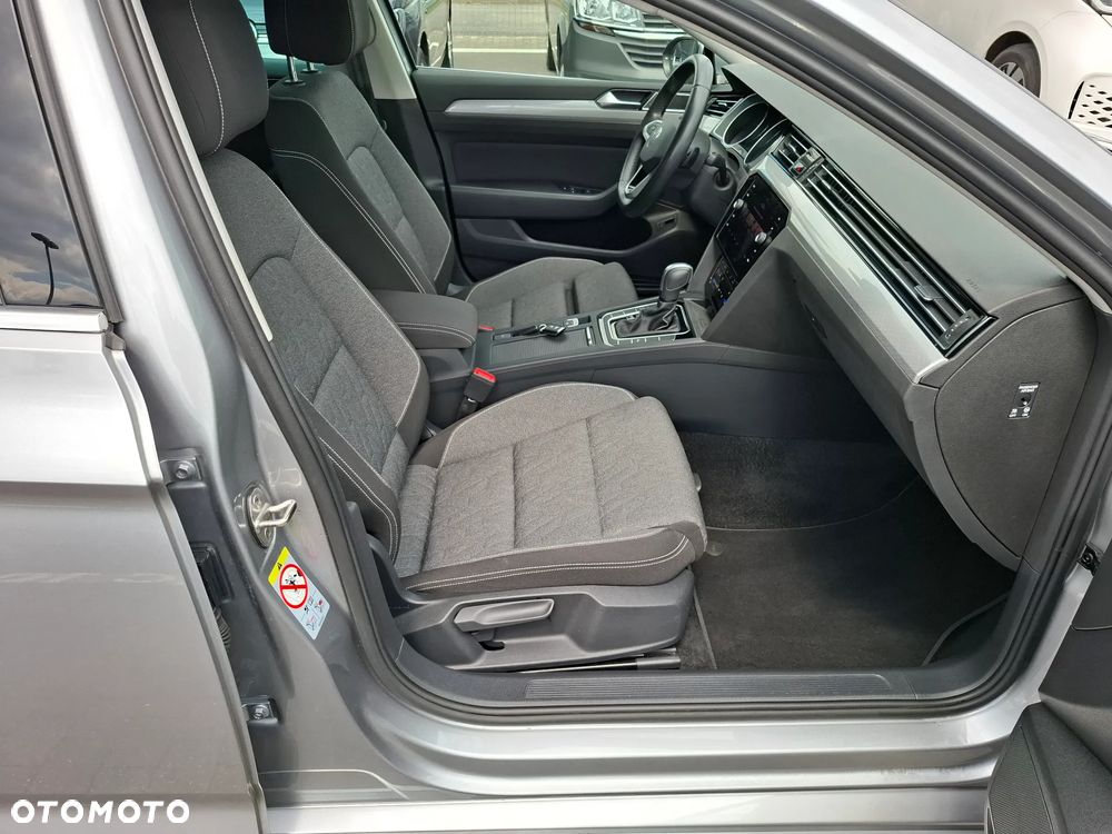 Volkswagen Passat 2.0 TDI EVO Business DSG - 12
