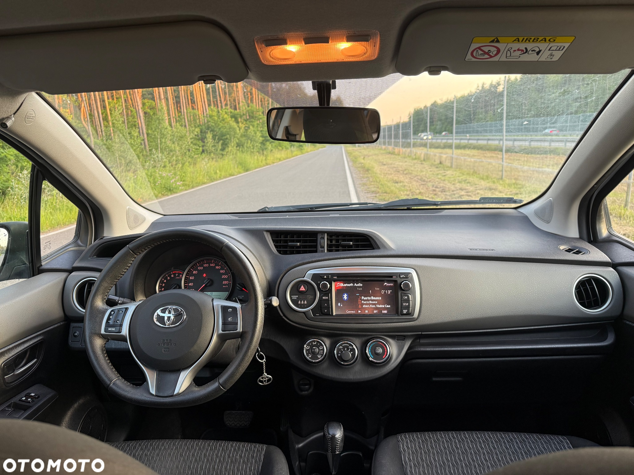 Toyota Yaris - 18