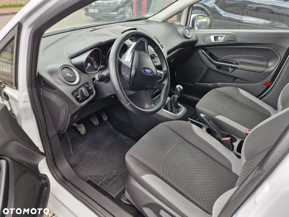 Ford Fiesta 1.25 SYNC Edition - 9