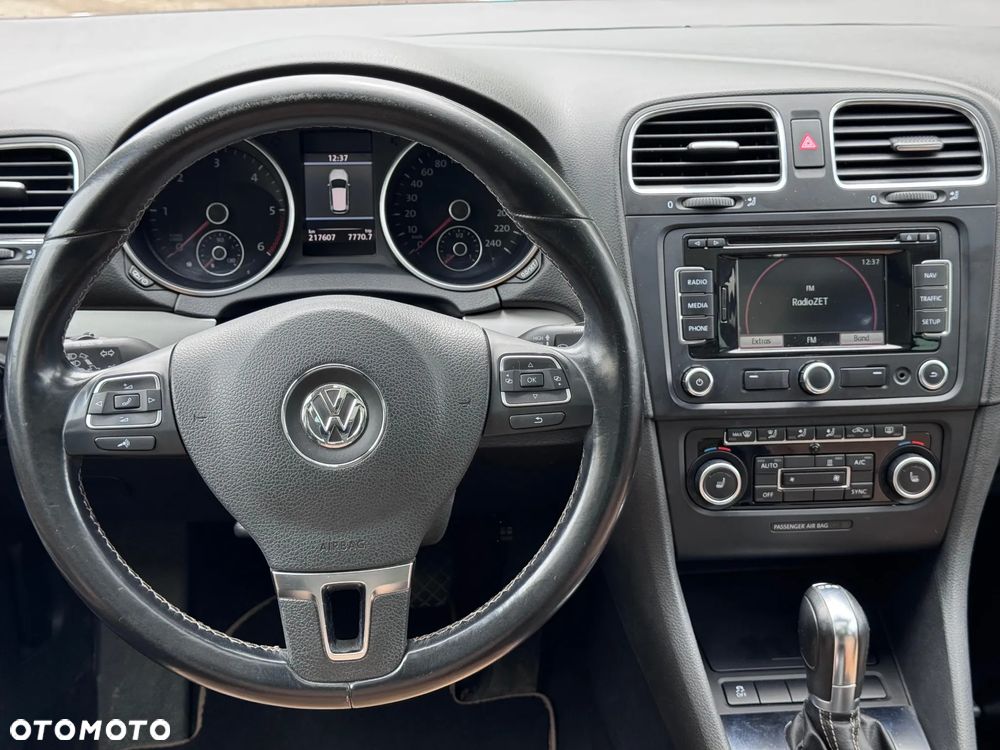 Volkswagen Golf 2.0 TDI DPF DSG Individual - 15