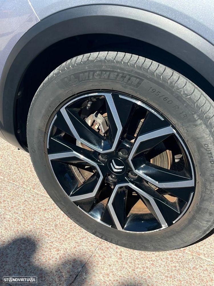 Citroën e-C4 X Shine - 14