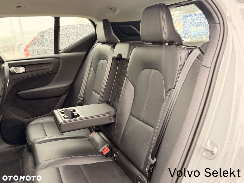 Volvo XC 40 - 23