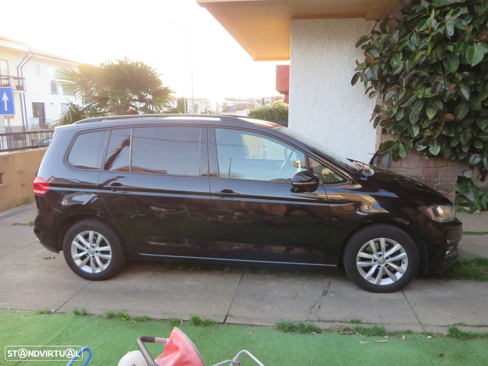 VW Touran 1.6 TDI Confortline DSG - 9