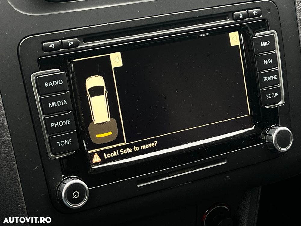 Volkswagen Touran 2.0 TDI Comfortline - 32