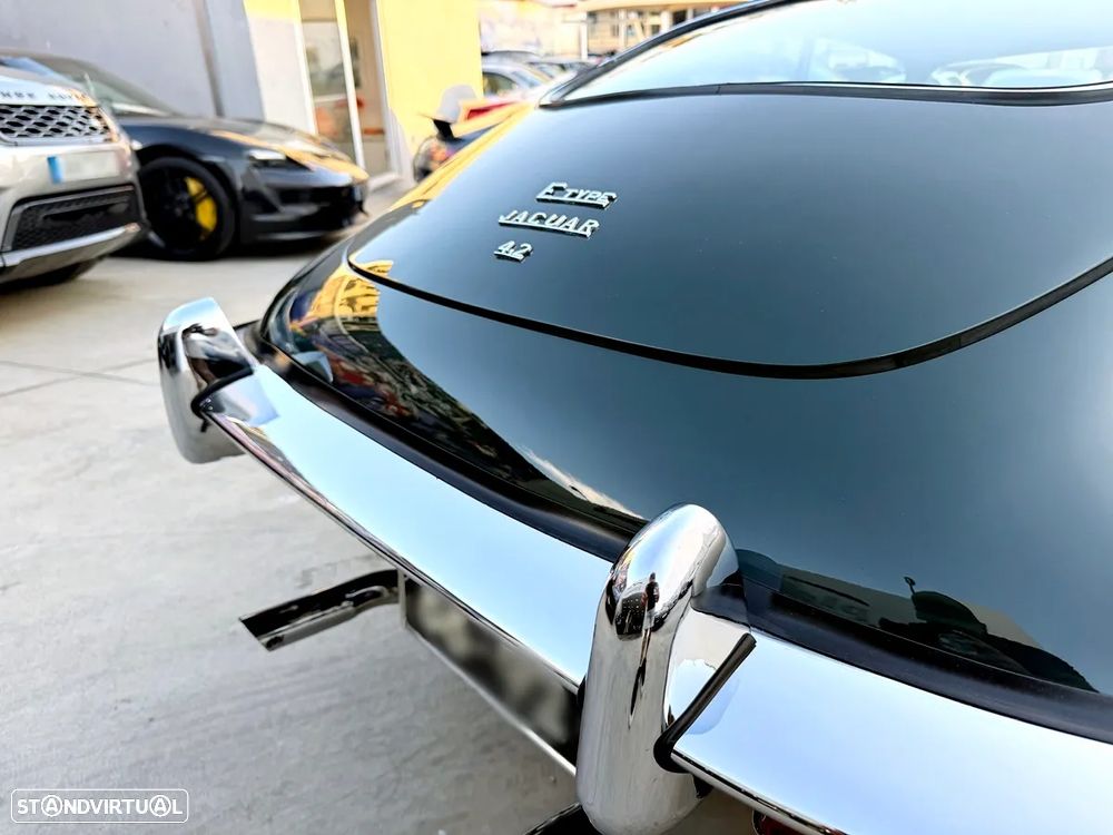 Jaguar E-Type - 41
