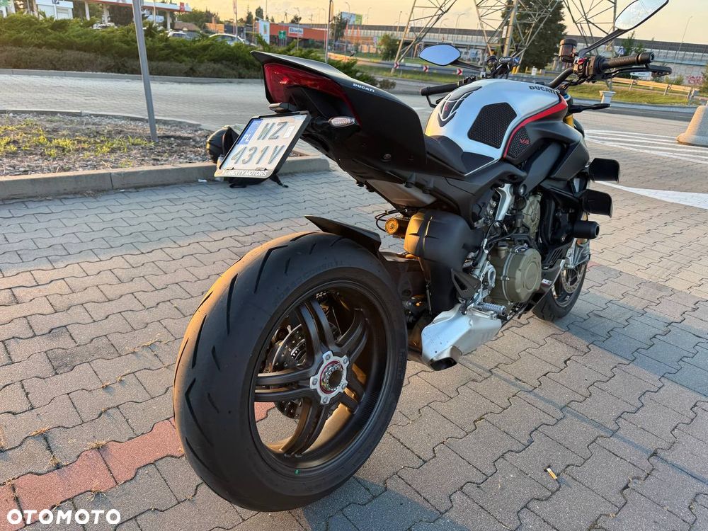 Ducati Streetfighter V4 - 14