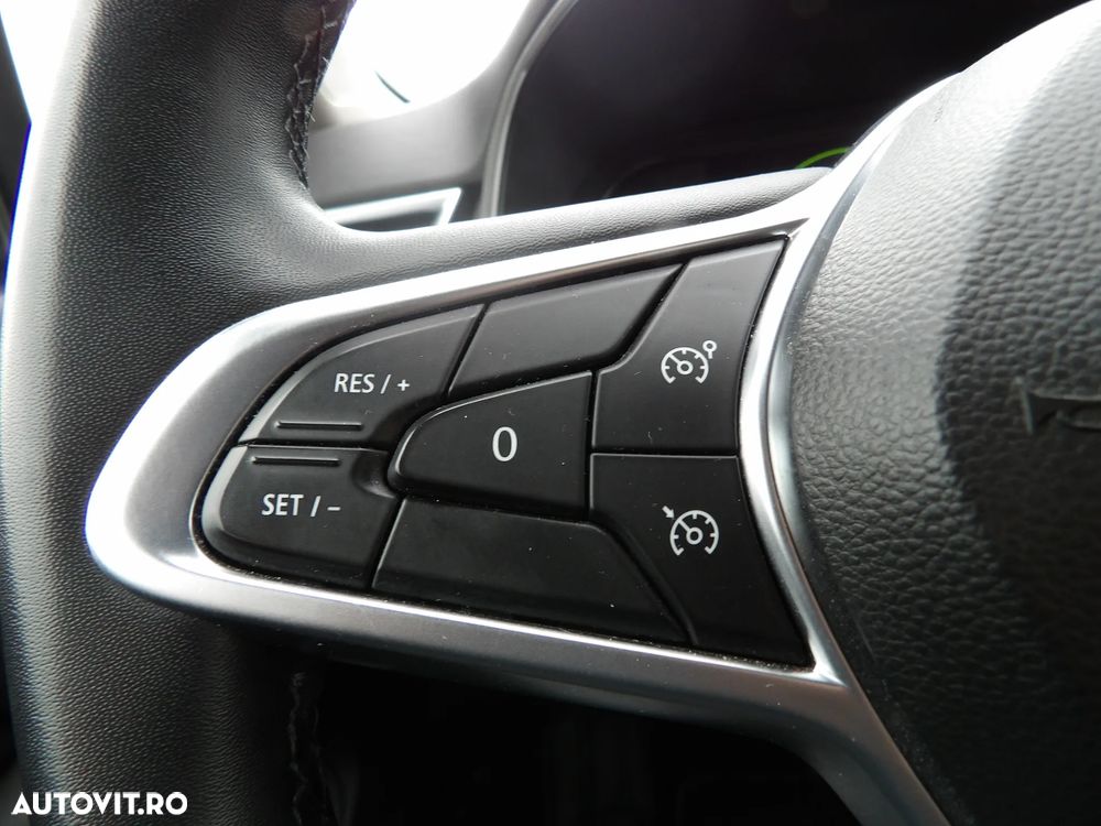 Renault Clio - 14