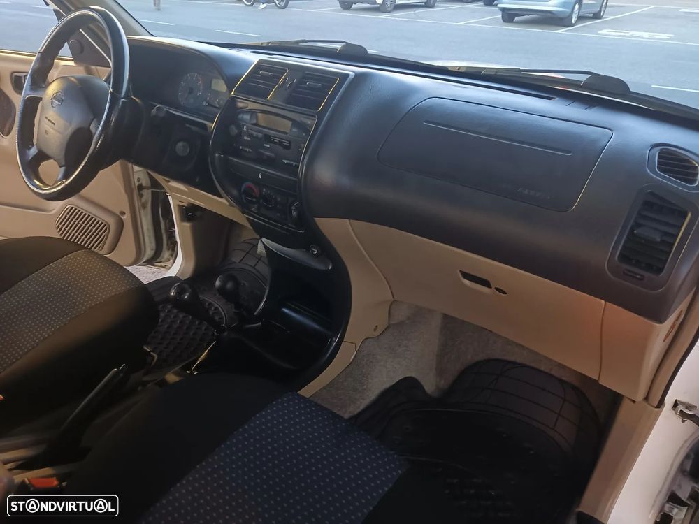 Nissan Terrano II 2.7 TDi Sport TA+ABS - 21