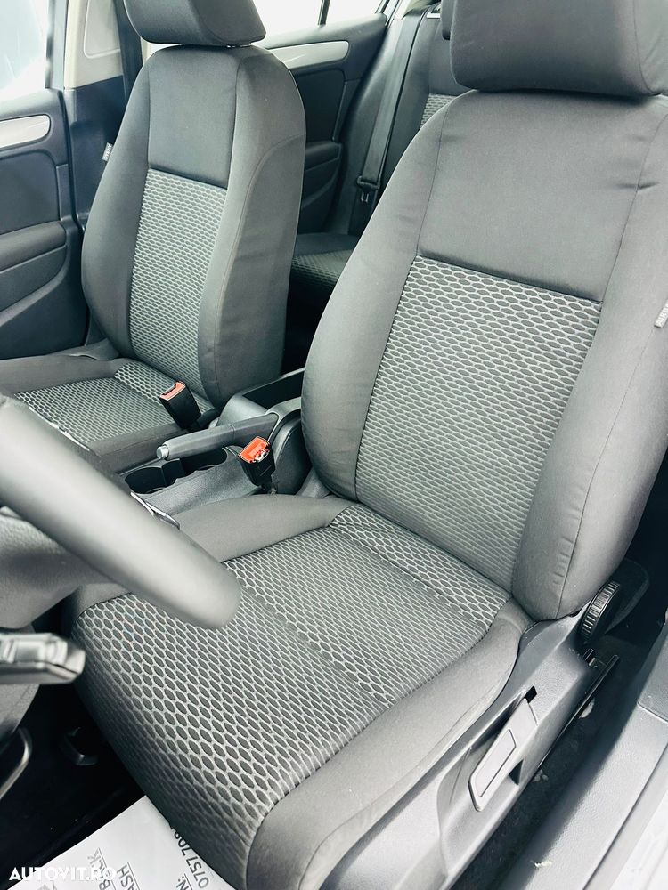 Volkswagen Golf 1.4 Comfortline - 14