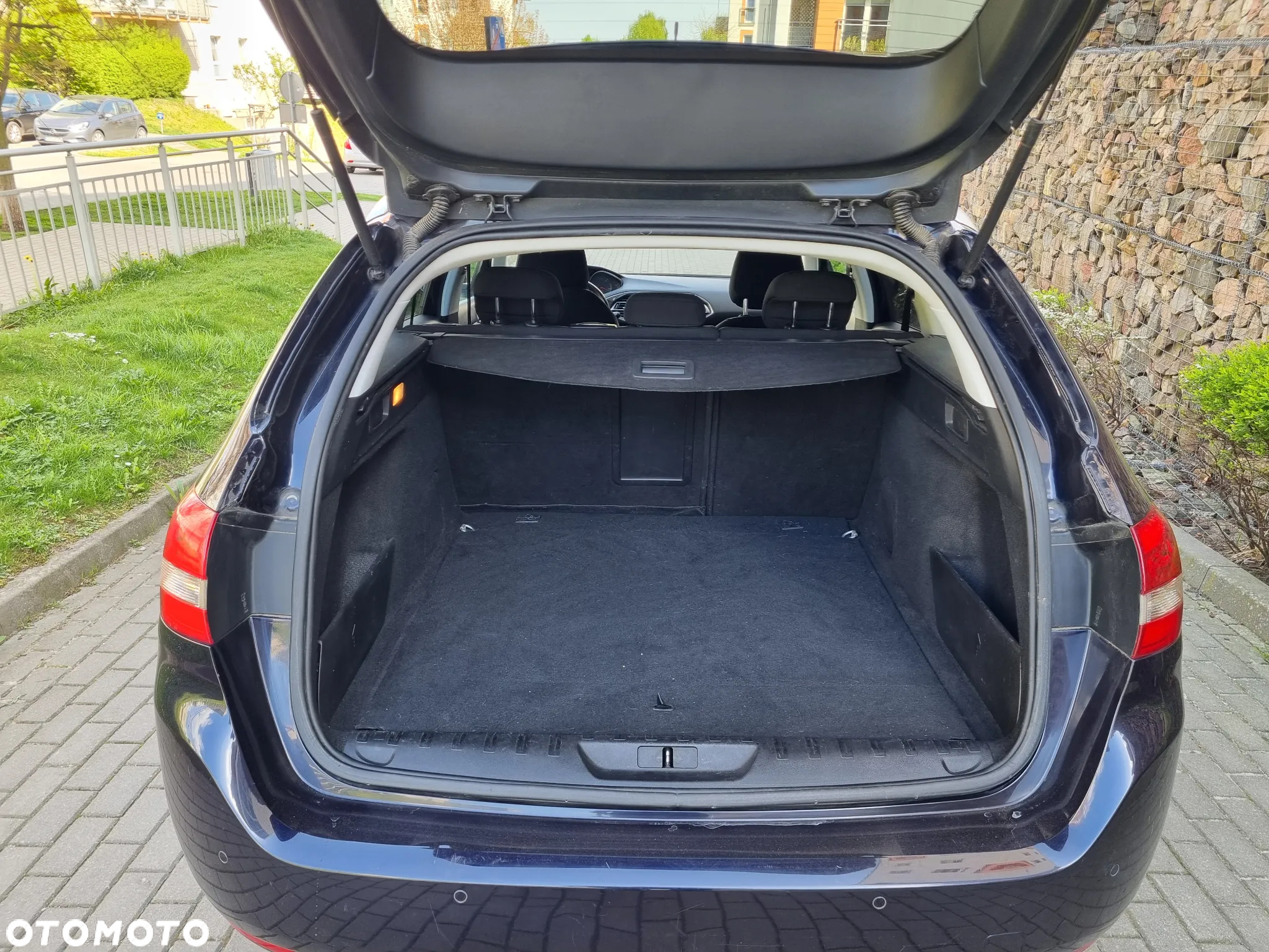 Peugeot 308 1.6 BlueHDi Active S&S - 16