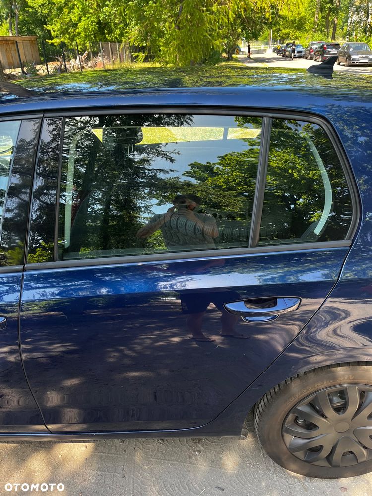 Volkswagen Golf 1.6 TDI DPF Trendline - 22