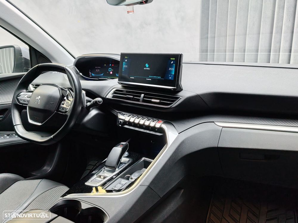Peugeot 3008 1.6 Hybrid Allure Pack e-EAT8 - 11
