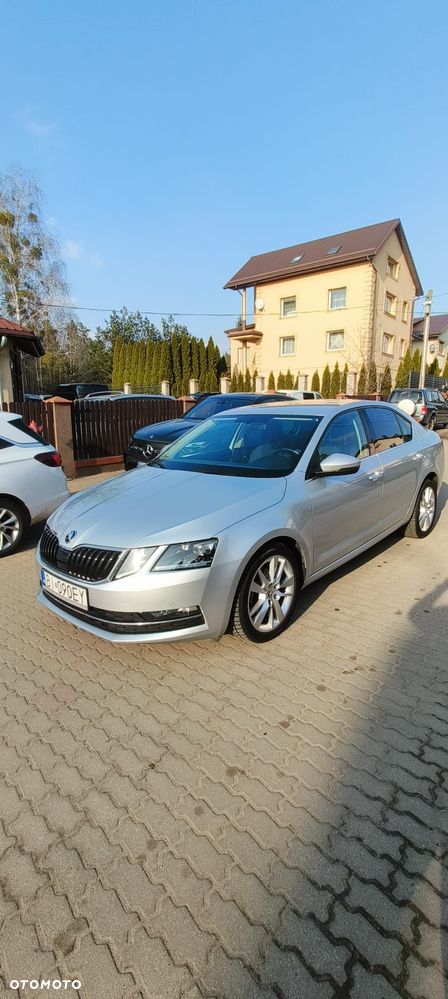 Skoda Octavia 2.0 TDI Clever DSG - 1