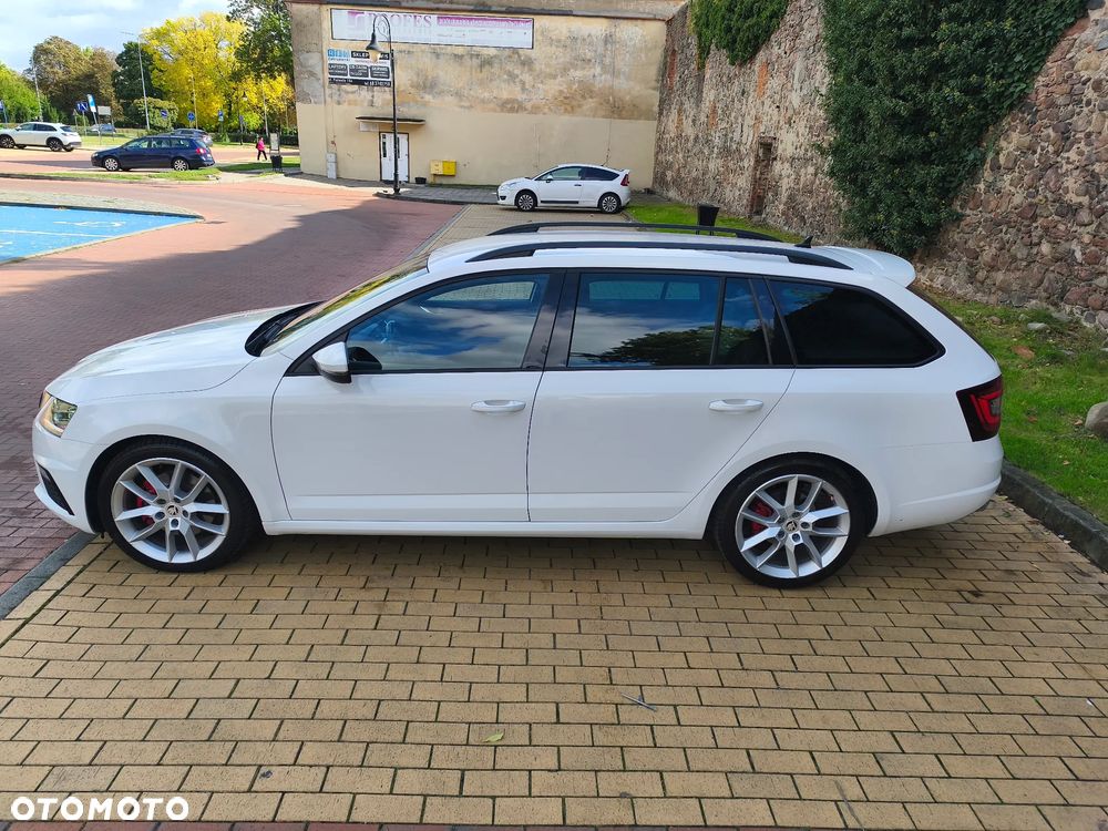 Skoda Octavia 2.0 TDI DSG RS - 6