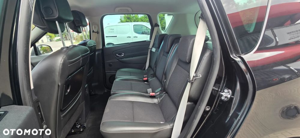 Renault Scenic dCi 130 FAP Bose Edition - 32