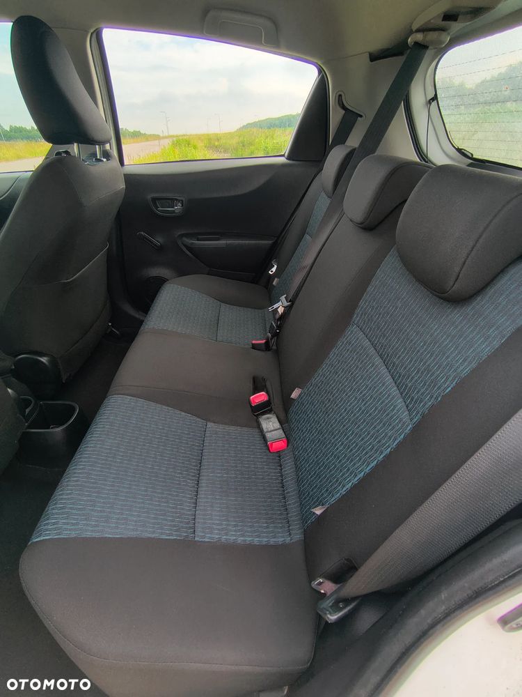 Toyota Yaris 1.33 Active - 5