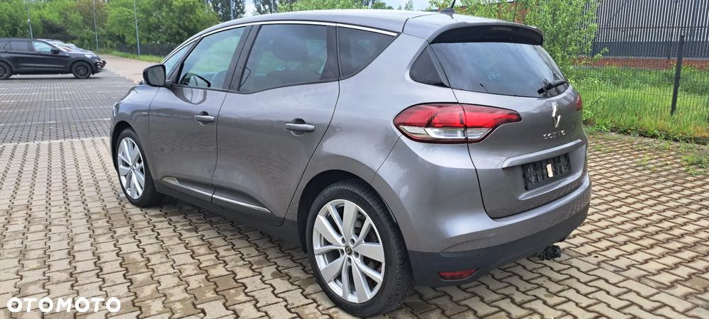 Renault Scenic - 10