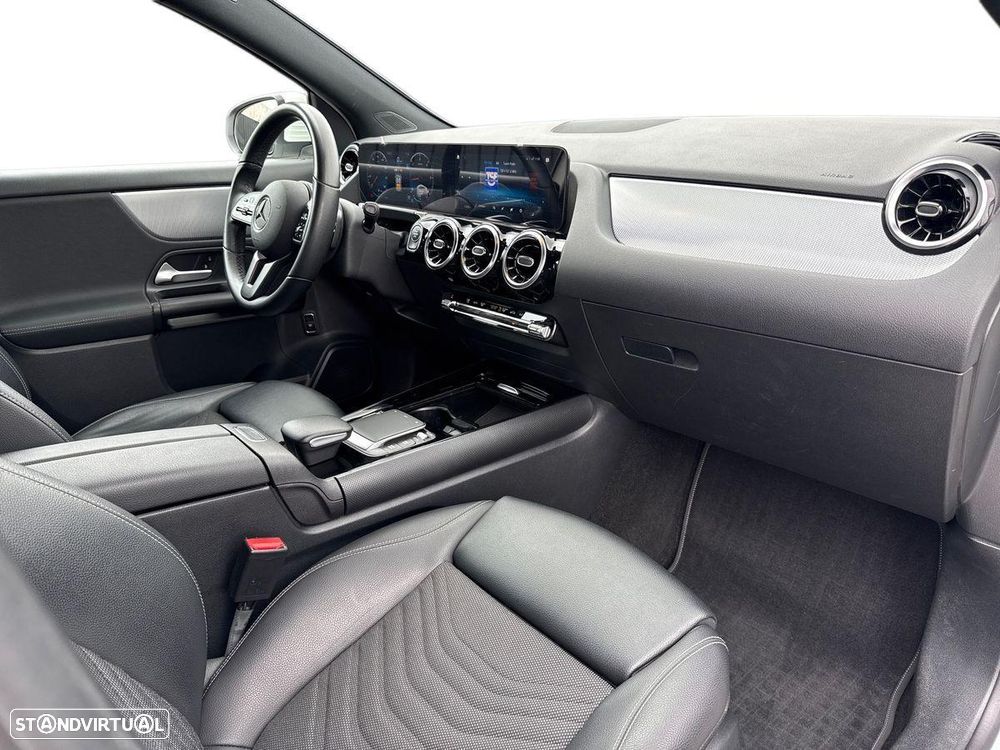 Mercedes-Benz GLA 220 d Style - 14