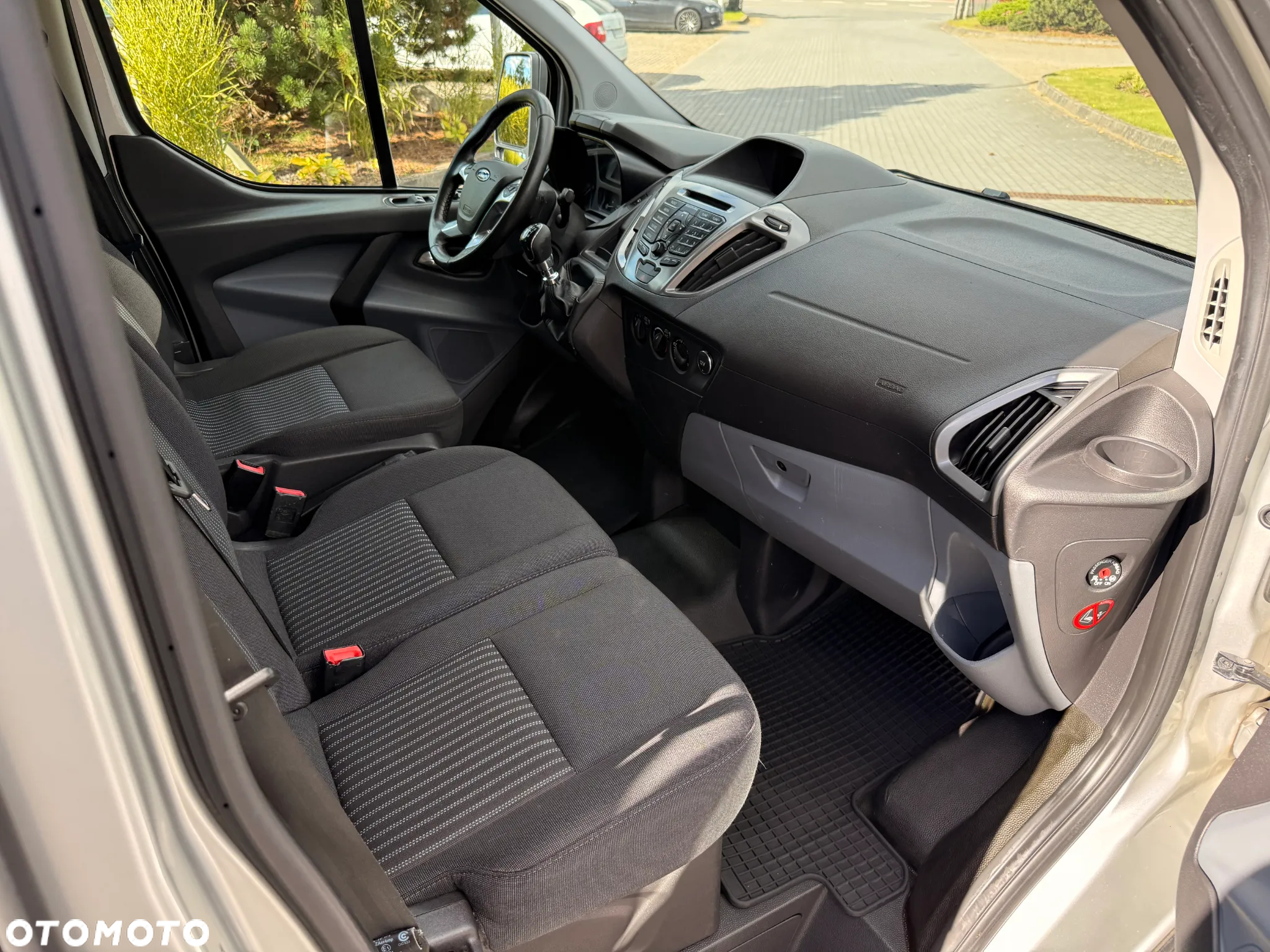 Ford Transit Custom 310 L2H1 PKW VA Trend - 24