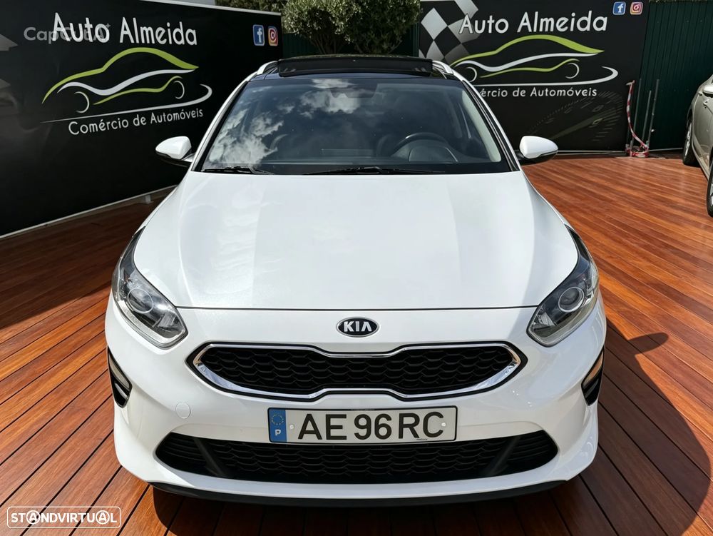 Kia Ceed SW 1.6 CRDi MHEV Drive+SRF - 9