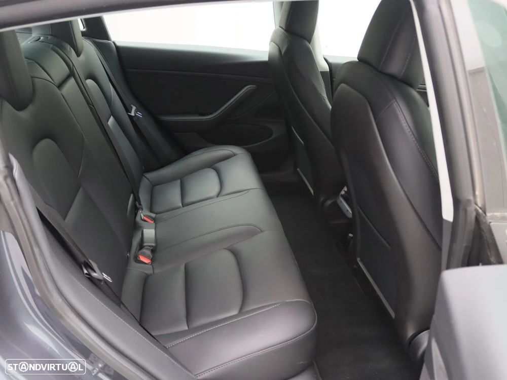 Tesla Model 3 Long-Range Dual Motor AWD - 13