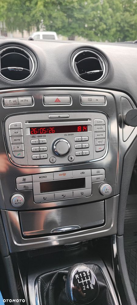 Ford Mondeo 1.8 TDCi Ambiente - 10