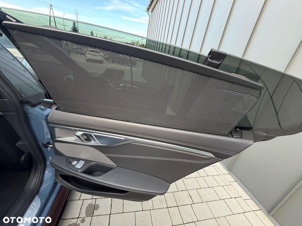 BMW Seria 8 840i xDrive - 24