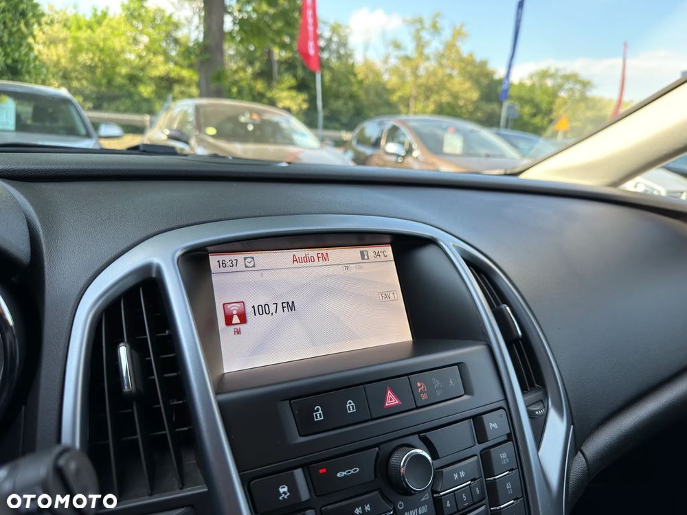 Opel Astra 1.4 T Cosmo - 33