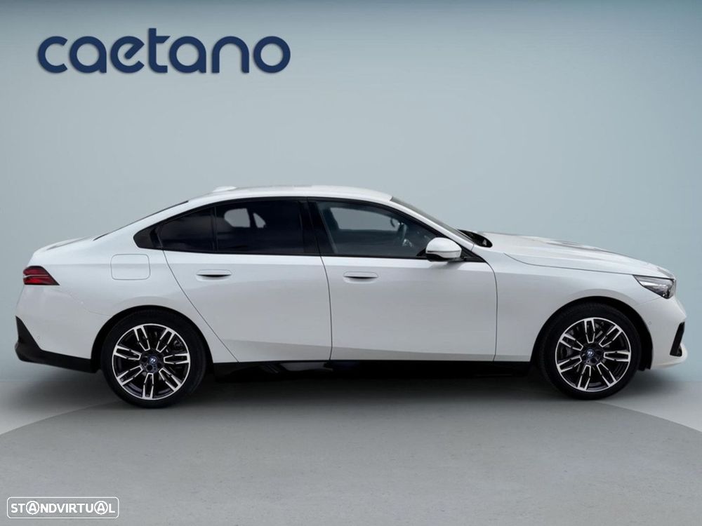 BMW i5 eDrive40 Pack Desportivo M - 9