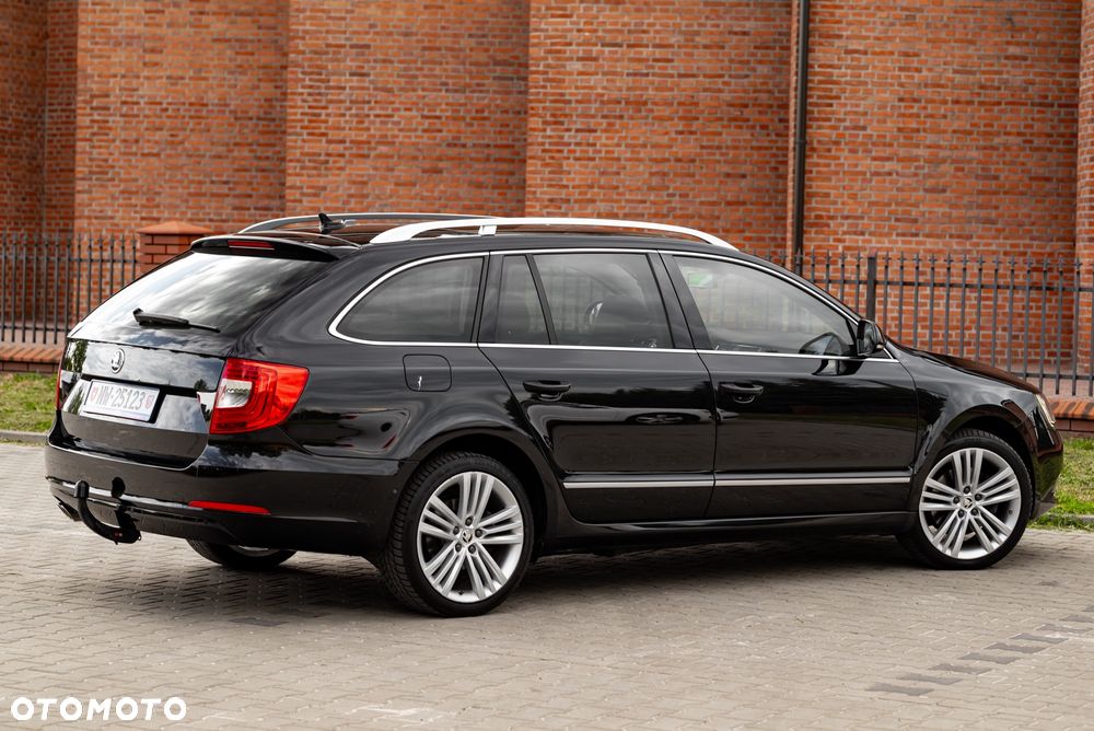 Skoda Superb 2.0 TDI Green tec 4x4 DSG Elegance - 14