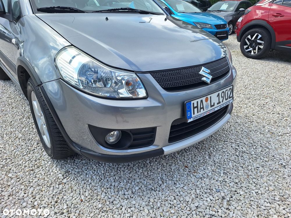 Suzuki SX4 1.6 VVT 4x4 Comfort - 4