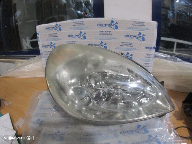 Farol Far1677 CITROEN XSARA 2002 1.4I 75CV 5P CINZA DRT H7 + H1 DEPO - 1
