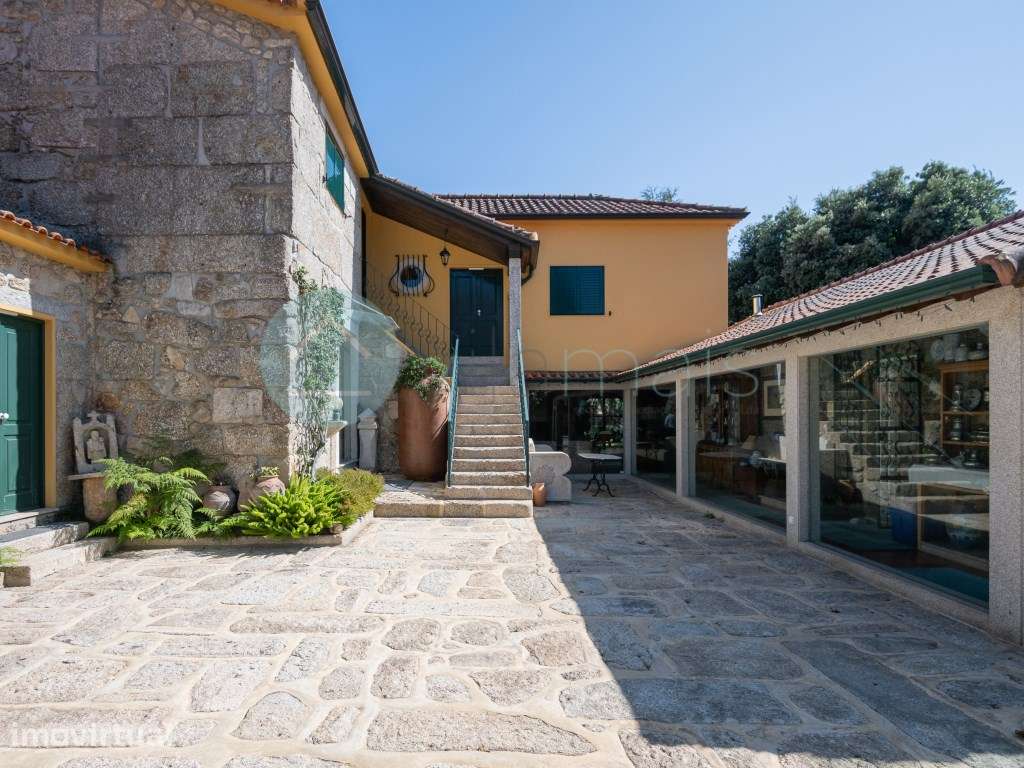 Quinta com 22.000m2 - Grande imagem: 2/51