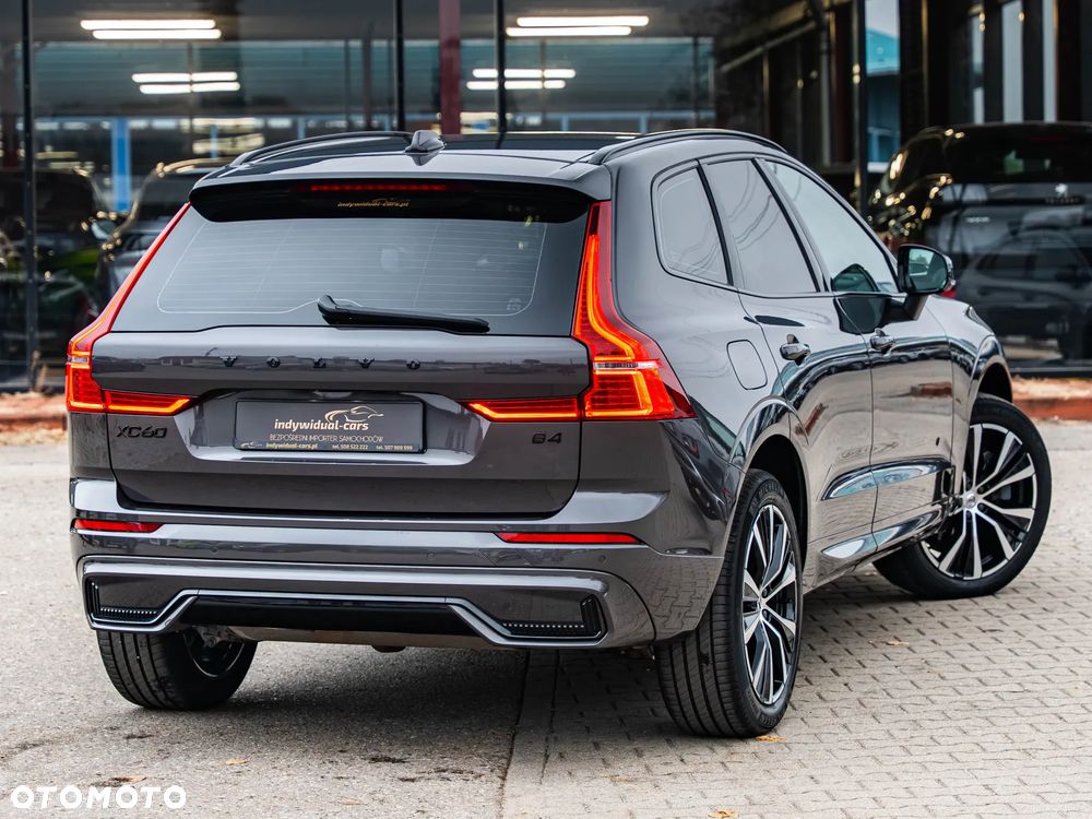 Volvo Xc60 2023 photo 2