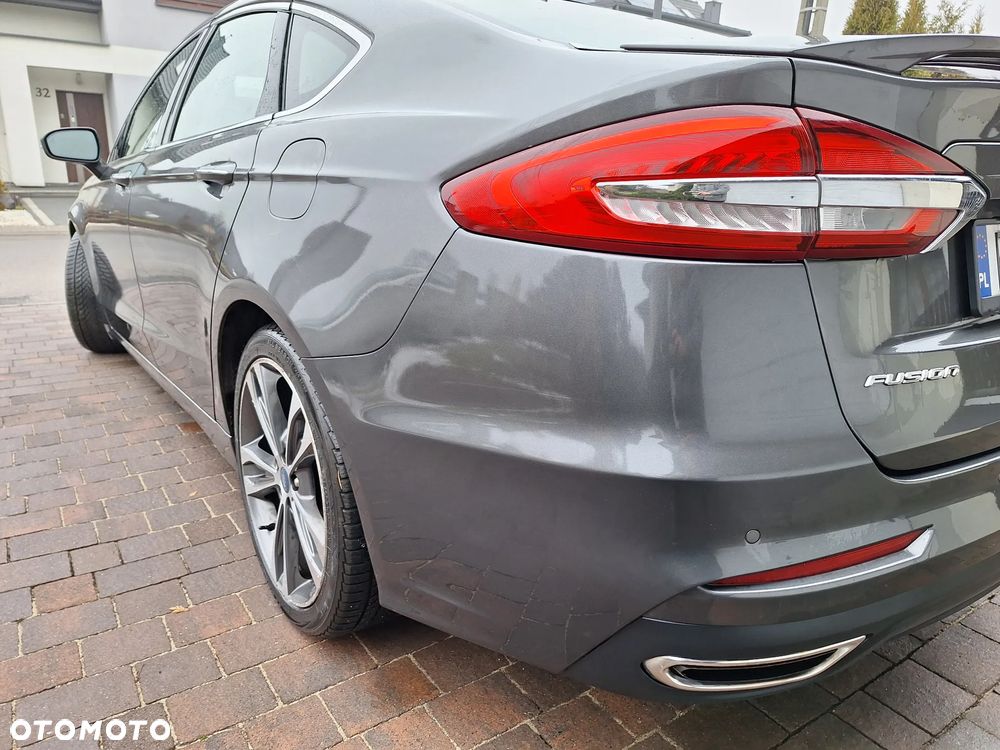 Ford Fusion - 28