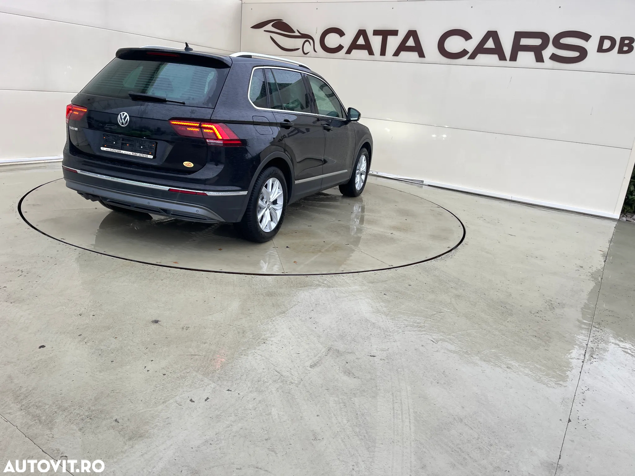 Volkswagen Tiguan 2.0 TDI SCR (BlueMotion Technology) DSG Comfortline - 14