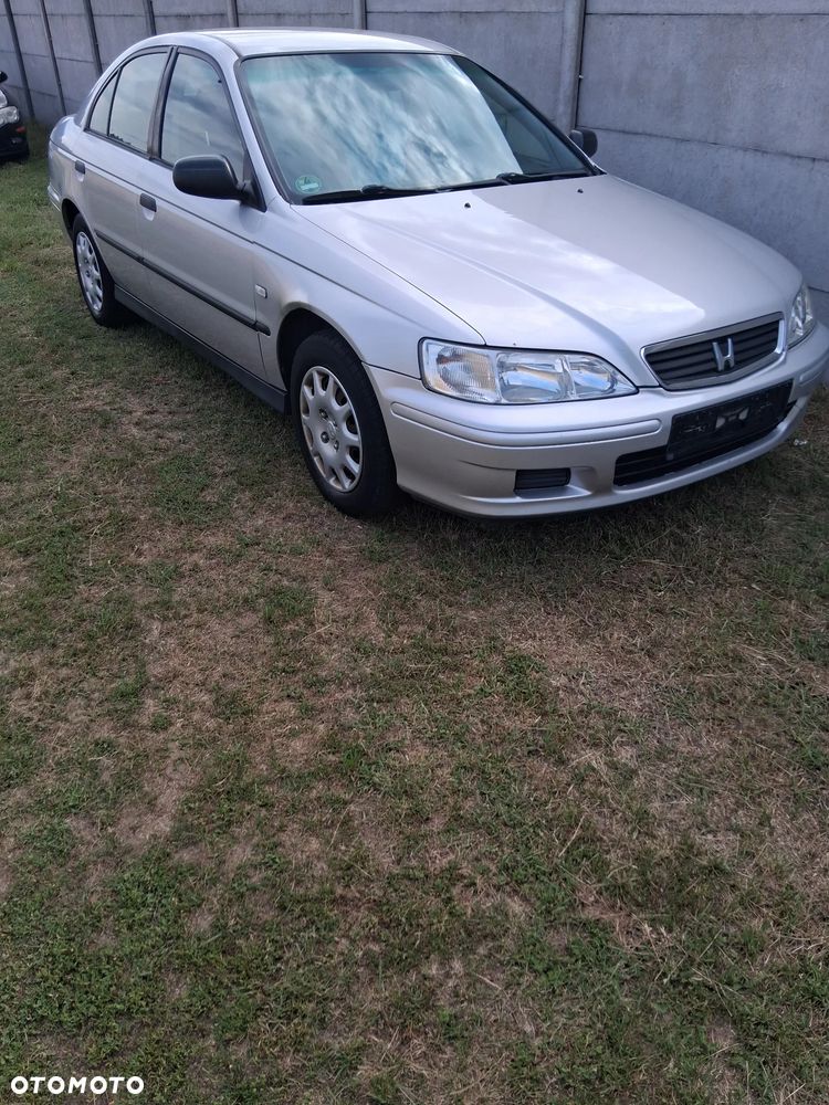 Honda Accord 1.8i ES - 1
