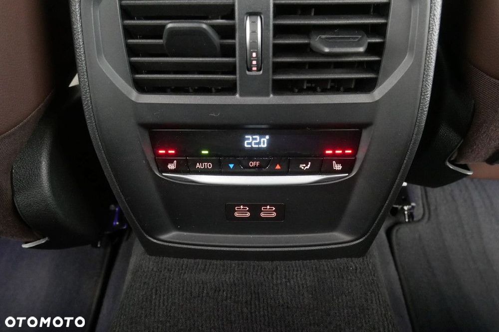 BMW Seria 3 - 25