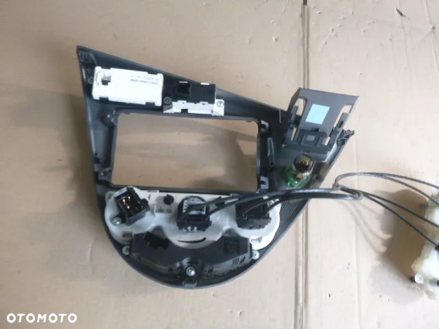 PANEL STEROWANIA NAWIEWEM LINKI FORD FOCUS MK1 98-04 - 13