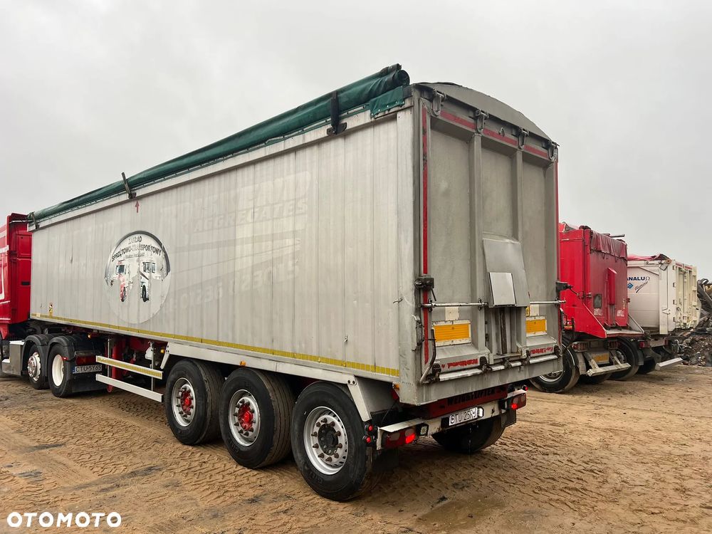 Mercedes Benz 3STT 63P3 - 2