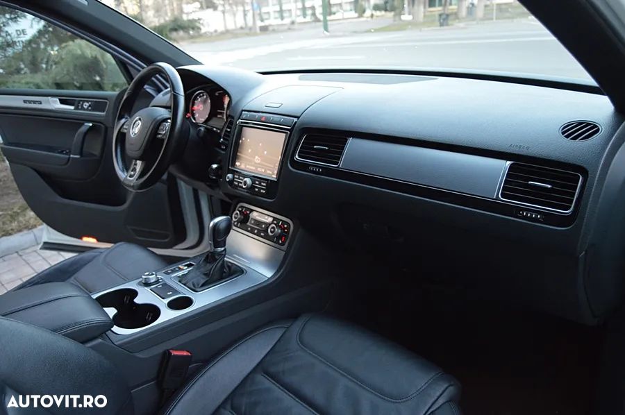 Volkswagen Touareg 3.0 V6 TDI Blue Motion DPF Automatik - 14