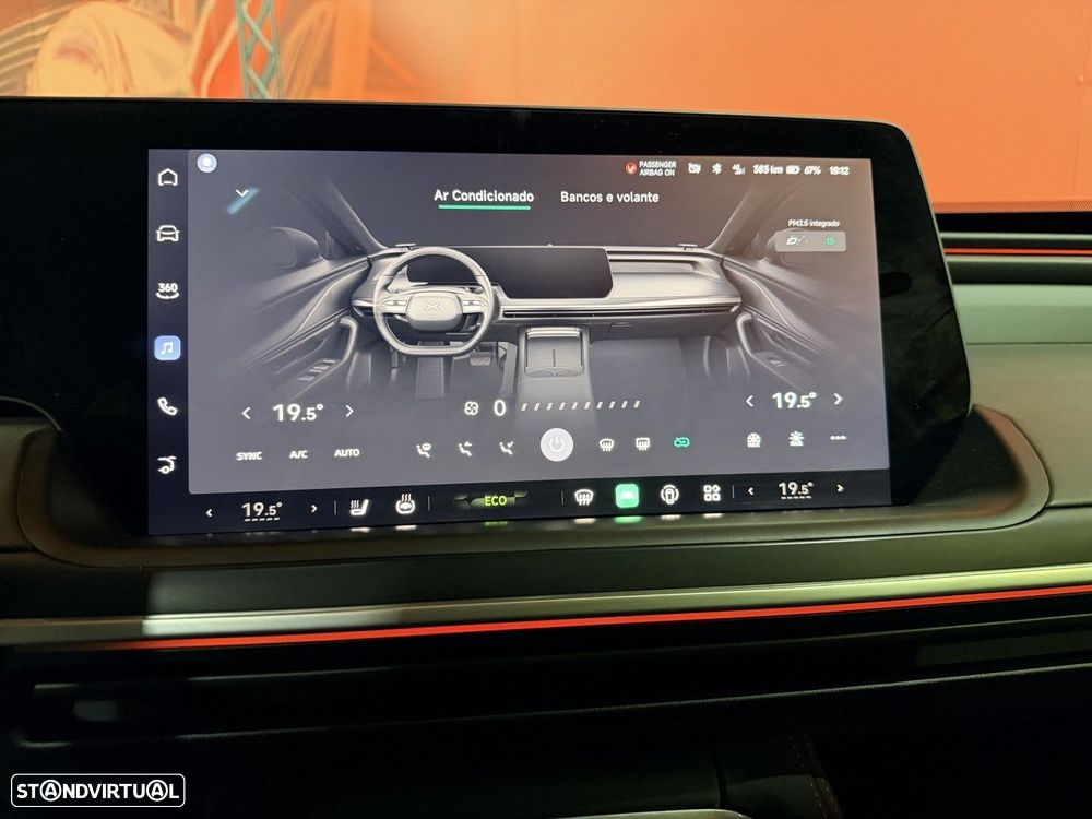 Xpeng P7i 86.2 kWh Long Range - 17