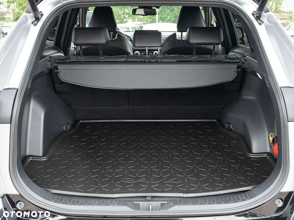Toyota RAV4 - 26