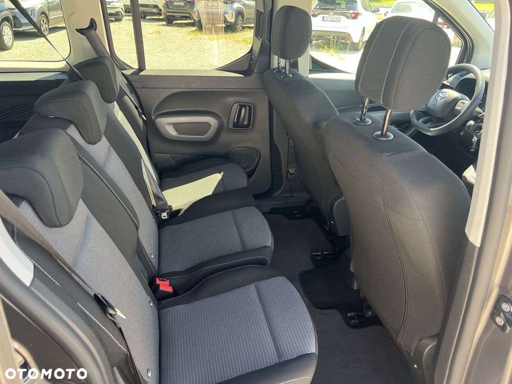 Toyota Proace City Verso Long 1.2 D-4T Business - 10