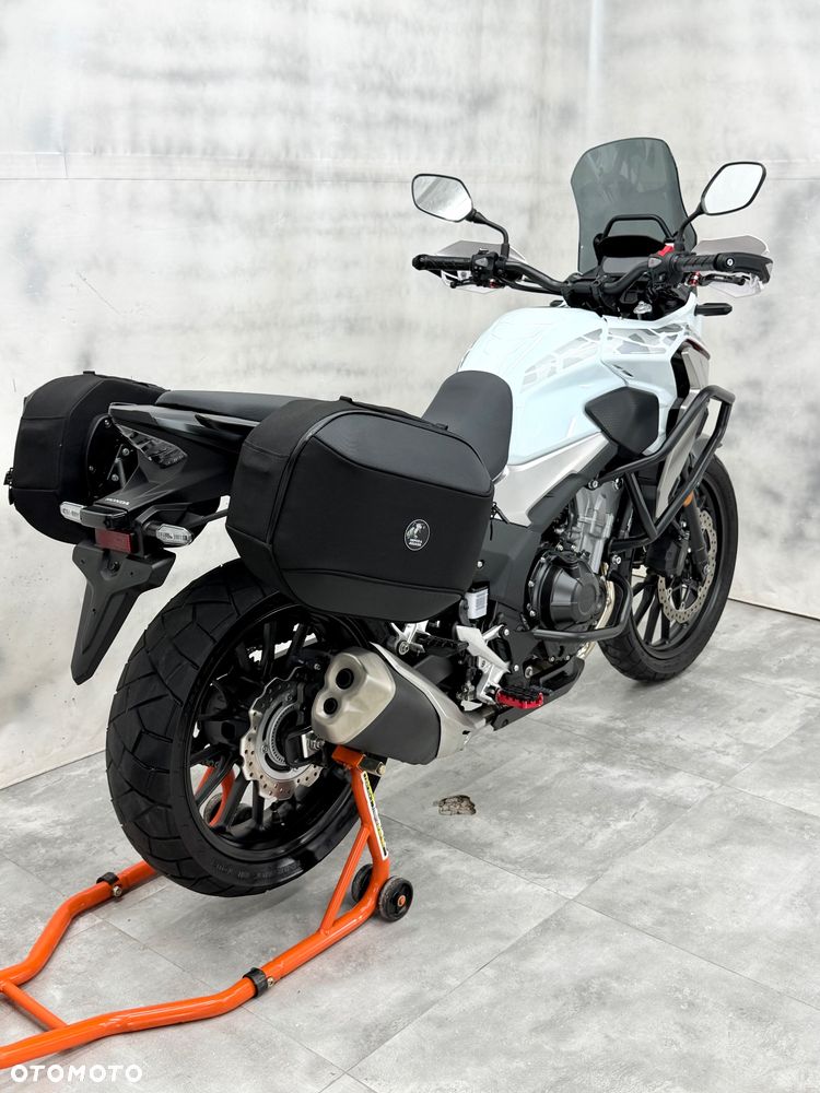 Honda CB - 11