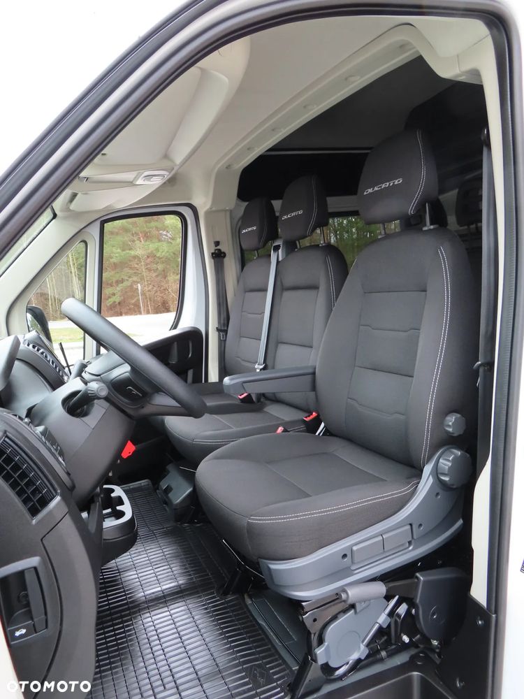 Fiat Ducato MAXI seria 8 MIXTO Doka Brygadowy Dubel 7-Mio Osobowy+1170 Kg Ładowności DMC 3500 Kg Rozstaw Osi 4035 mm Furgon L4H3 2.2 MultiJet3 H3-POWER 160 KM Android Auto/Carplay Serwis ASO Do Ostatniego Kilometra Gotowy Do Pracy STAN JAK NOWY POLECAM - 33
