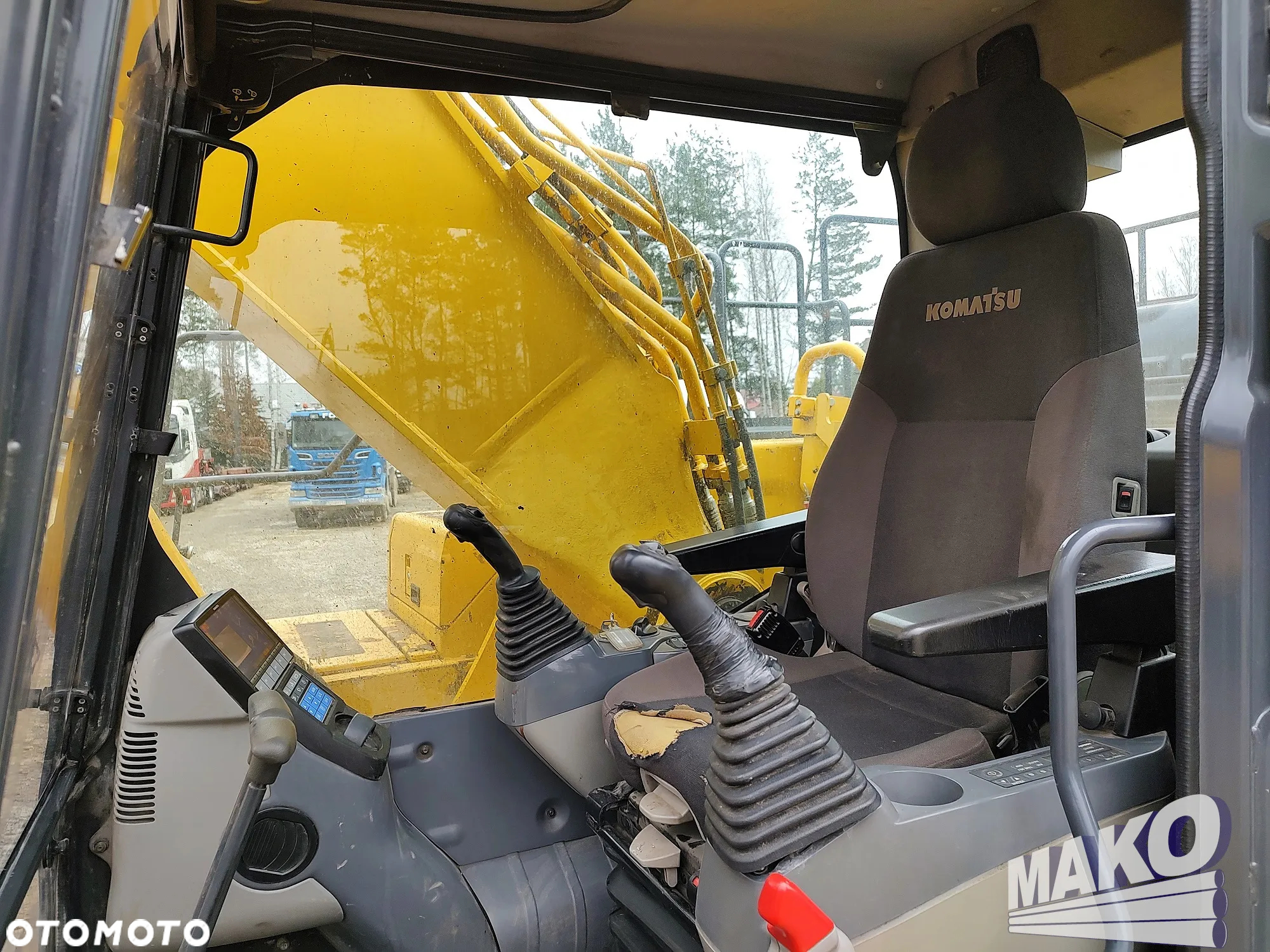 Komatsu PC360 LC-11 - 9