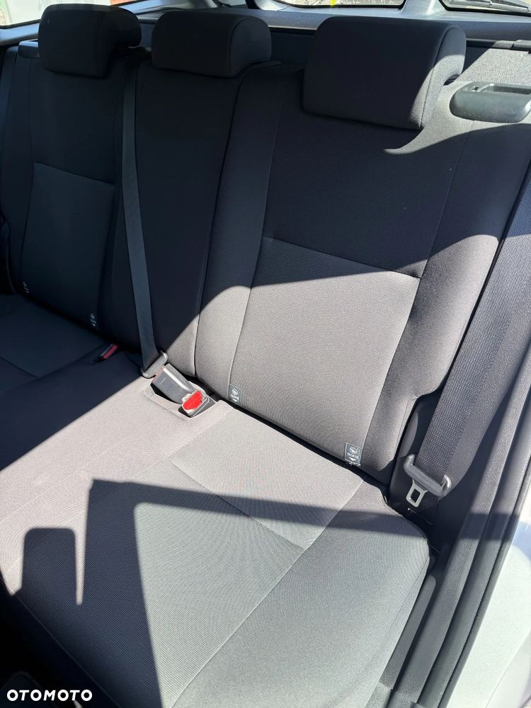 Toyota Auris 1.6 Active - 15