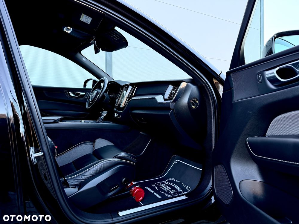 Volvo XC 60 D4 Geartronic RDesign - 30